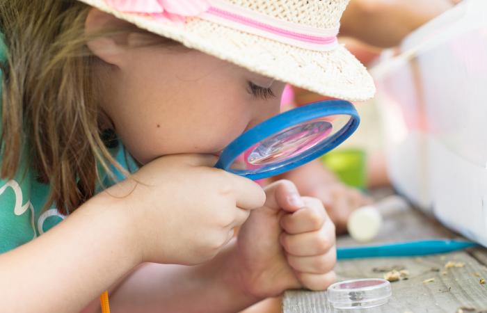 crop-magnifying-glass-hagley-science-saturday-water-testing-028.jpg