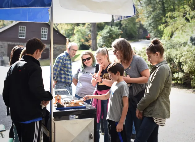 hagley-science-saturday-maker-day-2017 (credit Kerry Harrison)-008.jpg
