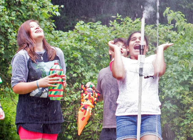 hagley-summer-camp-water-rockets-023-m2-WEB.jpg