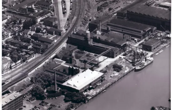 dallin-pusey-jones-factory-hagley-70_200_11716.jpg