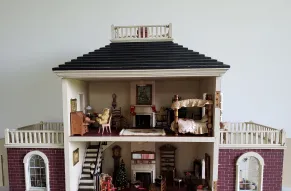 Dollhouse photo1.jpg
