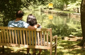 banner-2200x800-couple-bench.jpg