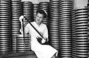 dupont-film-hagley-1972341_1581.png